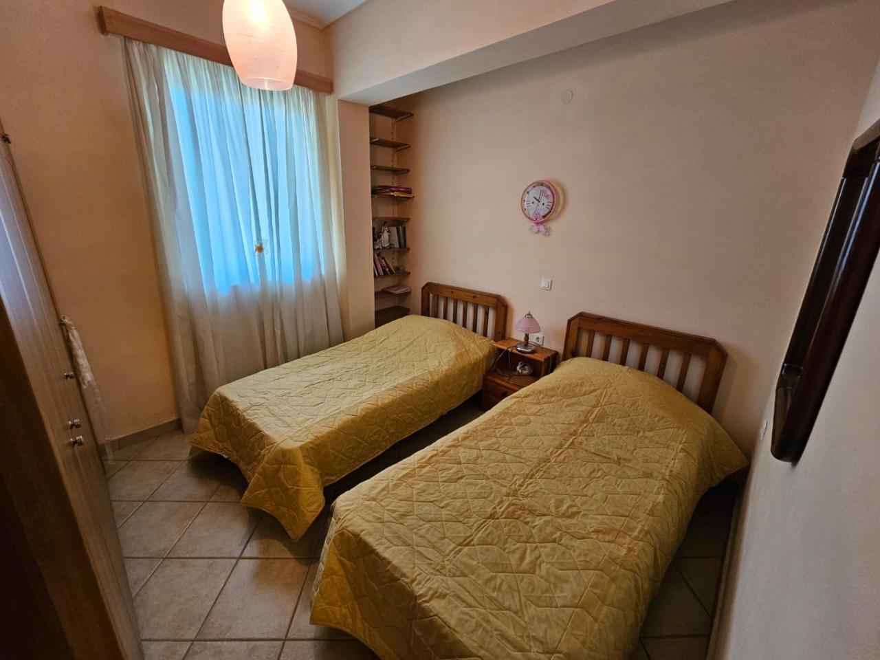 Eva'S Appartement Poros  Buitenkant foto
